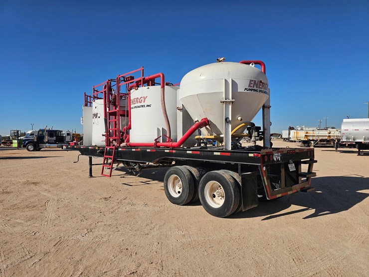 2008-shopbuilt-t/a-cement-mixing-trailer-image-1