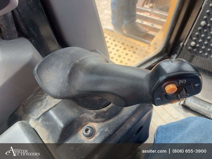 2018-caterpillar-d6t-xl-image-29