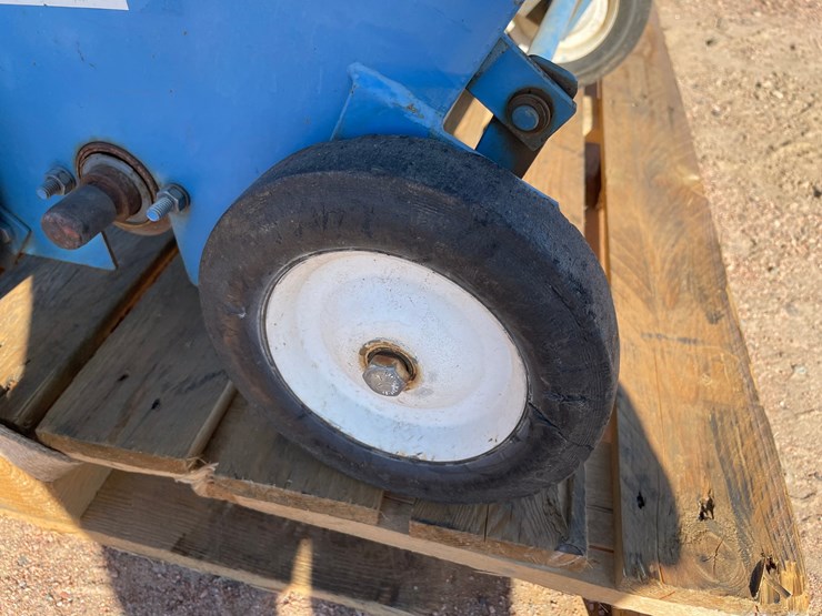 #1022-•-bluebird-power-rake-image-7