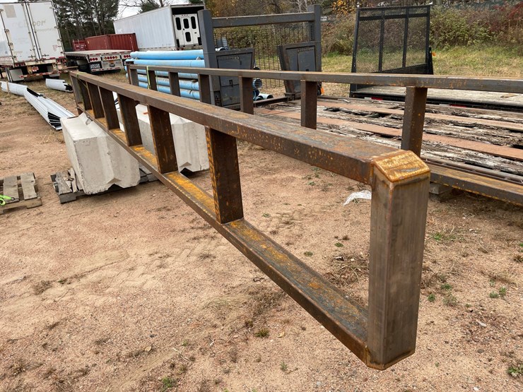 #3794-•-(2)-19'-iron-gates-image-5