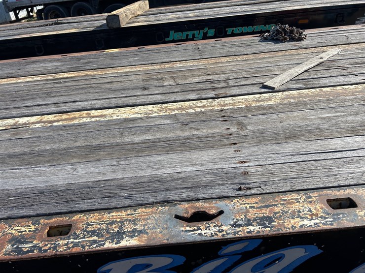 #6916-•-1997-landoll-tri-axle-flatbed-semi-trailer-(wi-title-in-delay)-image-15