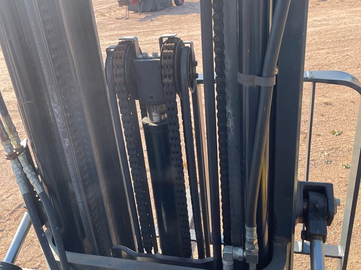 #1883-•-unicarrier-50-lp-forklift-image-21