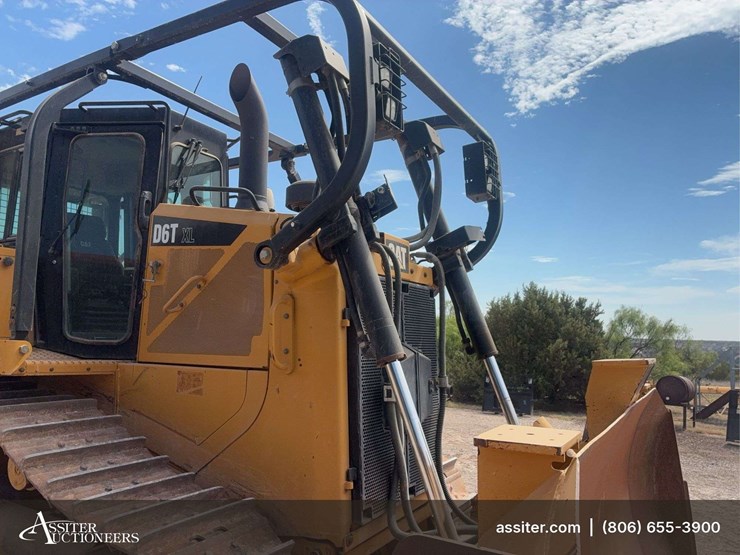 2018-caterpillar-d6t-xl-image-10
