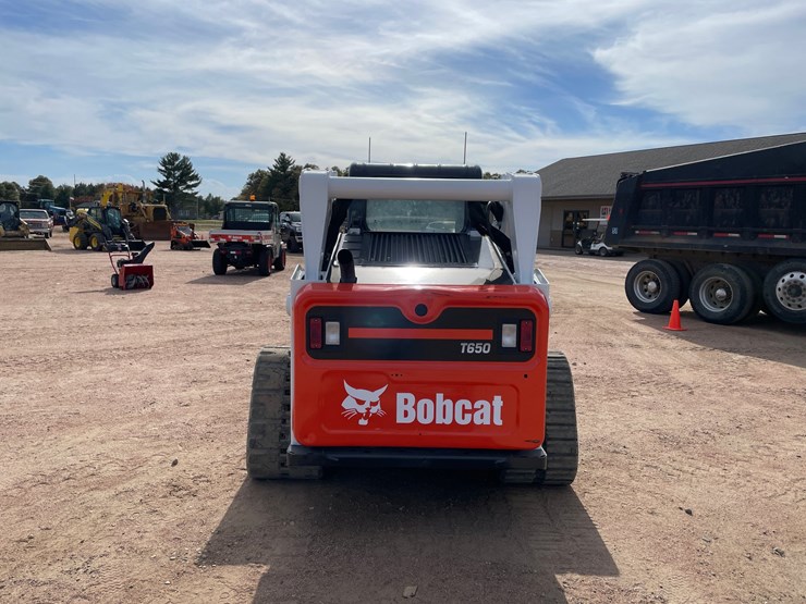 #1074-•-2014-bobcat-t650-tracked-skid-steer-image-8