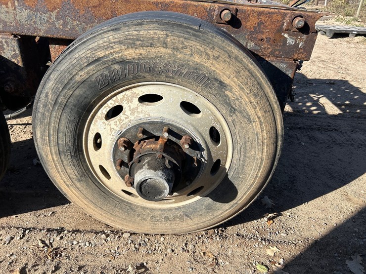 #6920-•-tandem-axle-trailer-slider-bogie-assembly-image-13