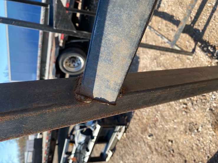 #6951-•-welded-steel-tire-rack-image-7