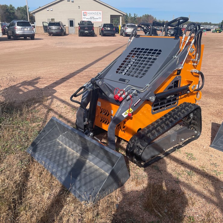 #3200 • LandHonor Mini Skid Steer Loader ME380X2