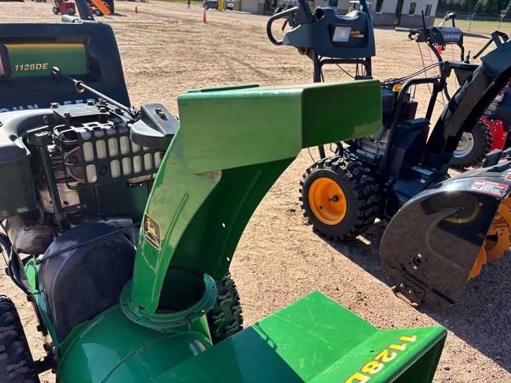 #1869-•-john-deere-1128de-snow-blower-image-7