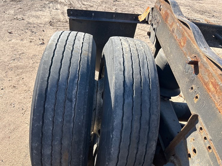 #6919-•-tandem-axle-trailer-slider-subframe-assembly-image-13