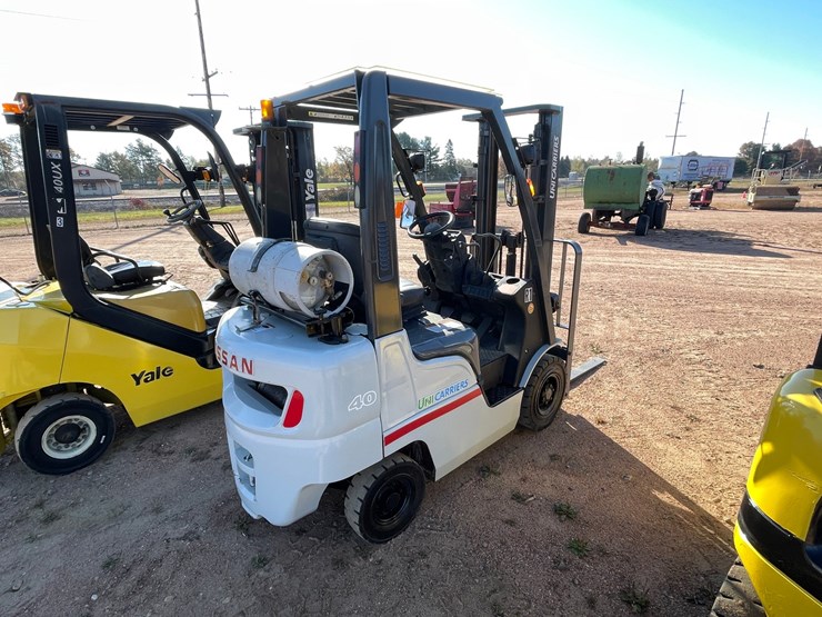 #1885-•-unicarrier-40-lp-forklift-image-5