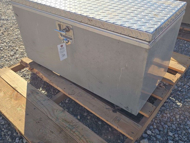 side-trailer-toolbox-image-1