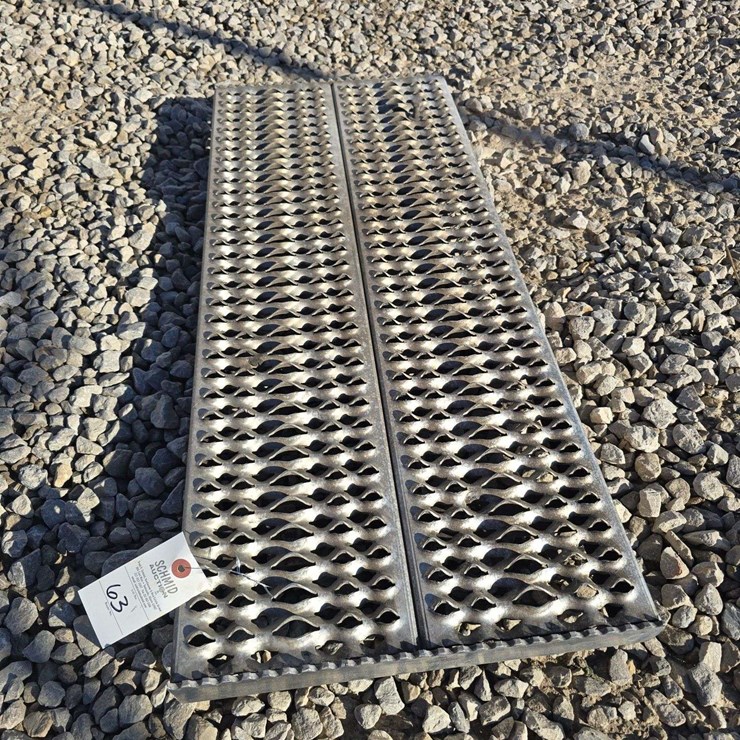 Semi deck plate