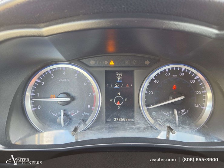 2015-toyota-highlander-xle-image-25