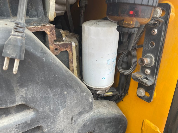 #1077-•-2021-jcb-270-t4-skid-steer-image-28