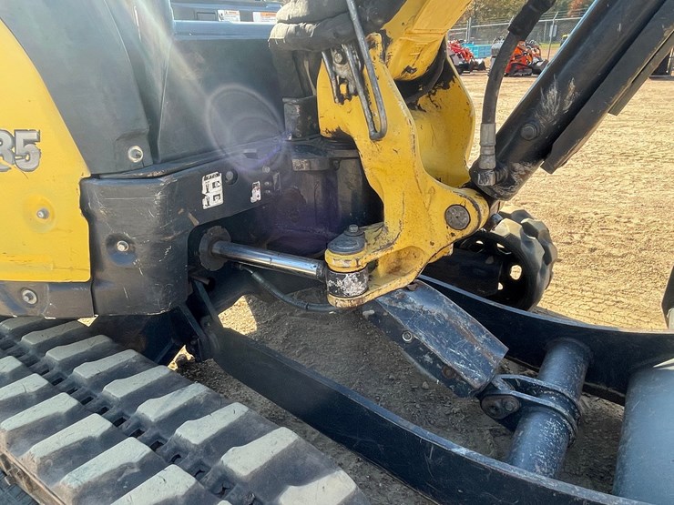 #1900-•-yanmar-vio-35-mini-backhoe-image-26