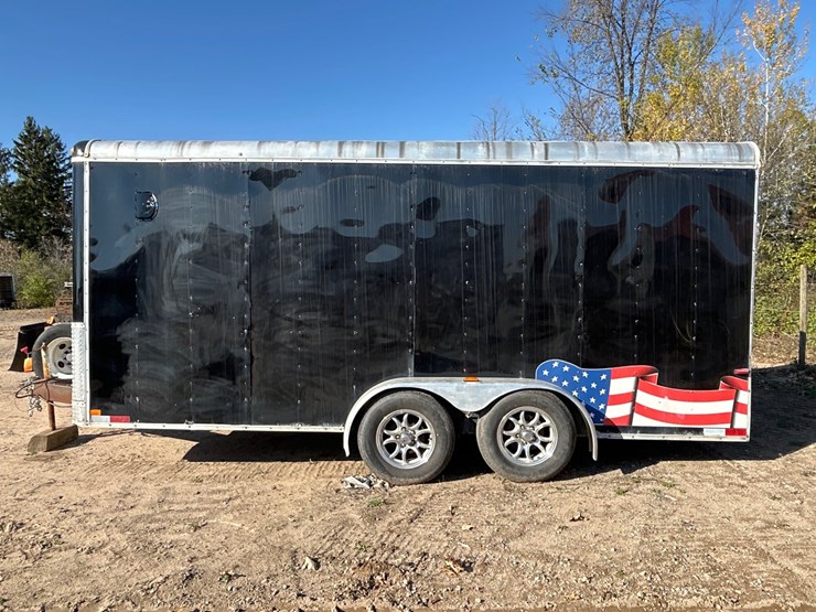 #6918-•-2008-homesteader-enclosed-tandem-axle-cargo-trailer-(wi-title-in-delay)-image-2