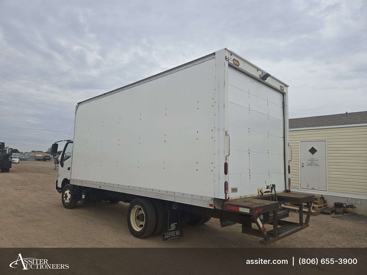 2019-hino-195-cab-over-engine-/-single-box-truck-image-5