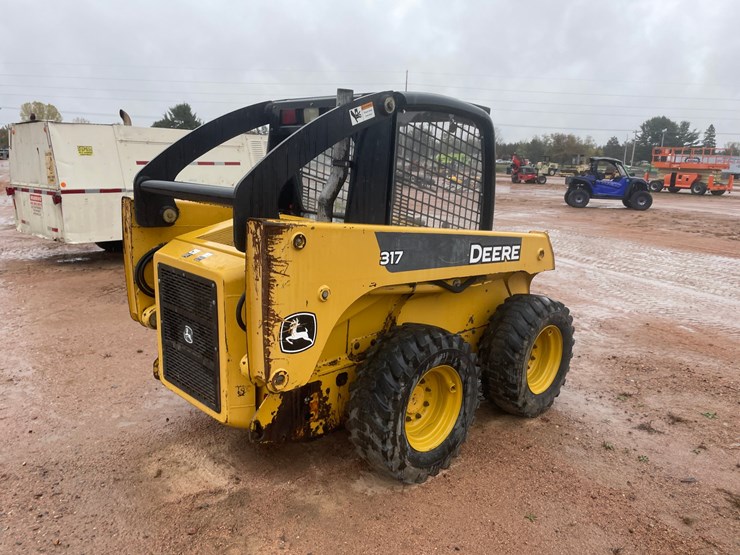 #1085-•-john-deere-317-skid-steer-image-13