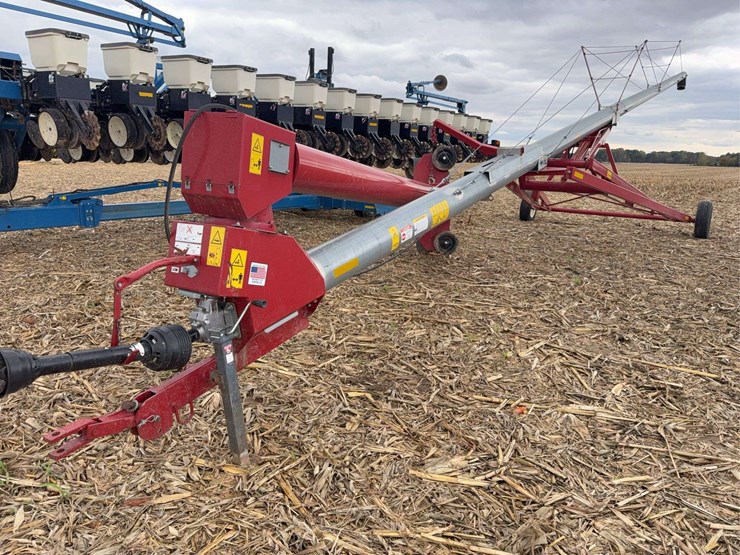 mayrath-auger-10x72-swing-away-auger,-hyd.-raise/lower,-540pto,-s/n--962187-image-1