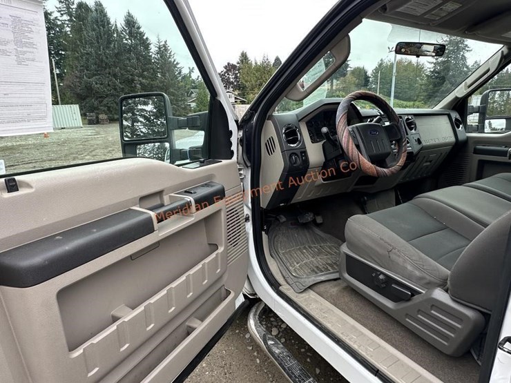 2010-ford-f-250-super-duty-4x4-pickup-image-45