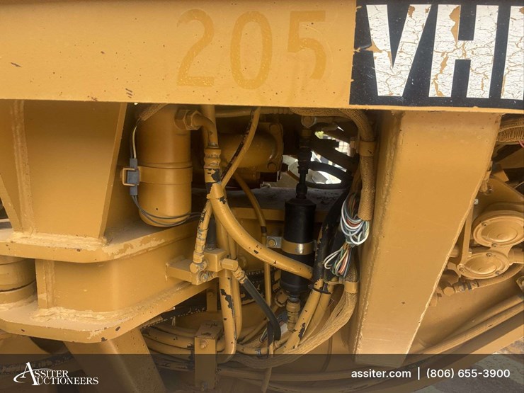 2002-caterpillar-140h-image-37