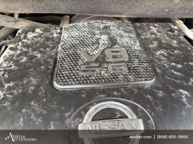 2011-nissan-armada-image-31