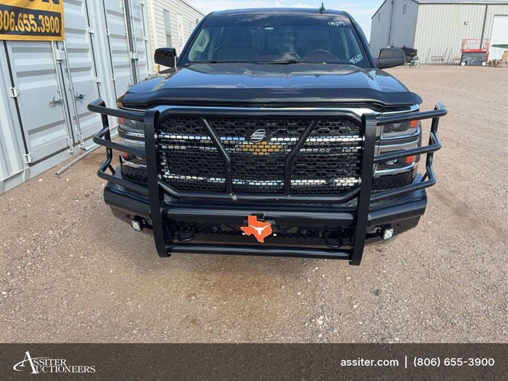 2015-chevrolet-silverado-1500-high-country-image-27