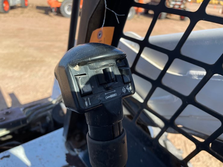 #1084-•-2005-bobcat-s185-turbo-skid-steer-image-22