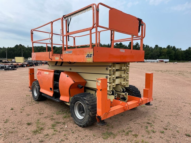 #1859-•-2015-jlg-4394rt-4x4-scissor-lift-image-7