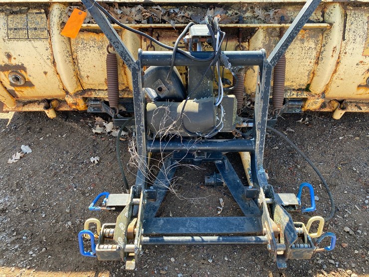 #6983-•-md-ii-truck-mount-snowplow-with-mounting-frame-and-side-wings-image-8