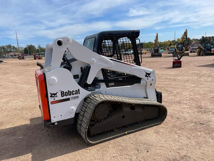 #1074-•-2014-bobcat-t650-tracked-skid-steer-image-10