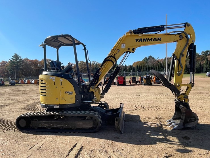 #1900-•-yanmar-vio-35-mini-backhoe-image-4