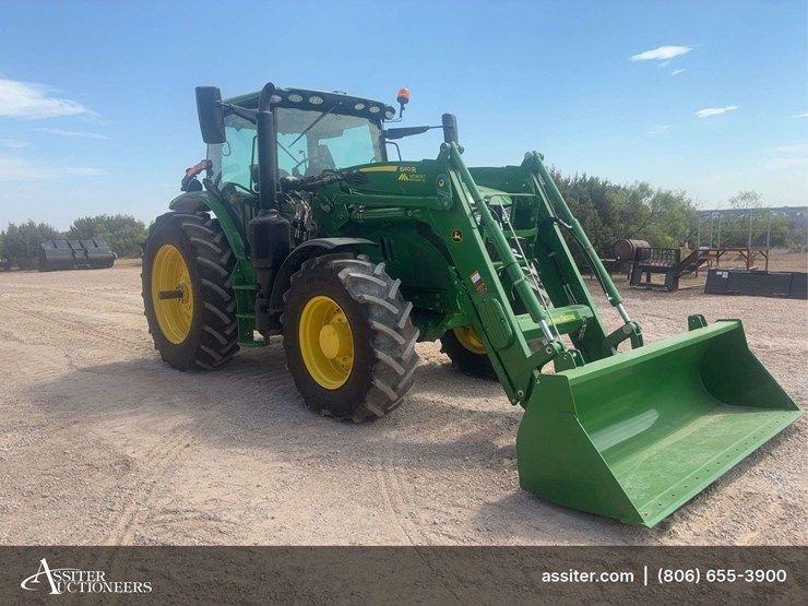 2022-john-deere-r-image-1