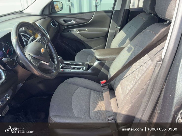 2019-chevrolet-equinox-lt-image-22