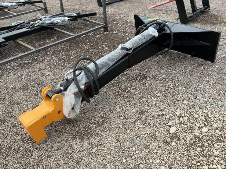 2026-giyi-telescopic-boom-for-skid-steer-image-3