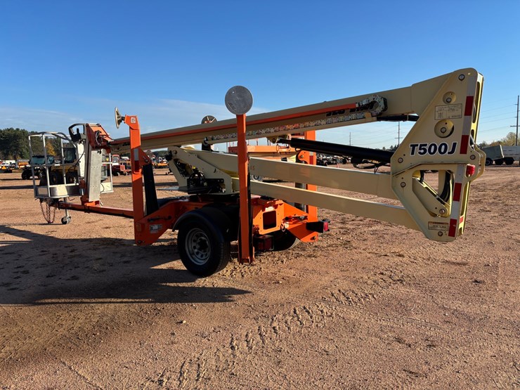 #1887-•-2017-jlg-t500j-towable-basket-lift-image-24