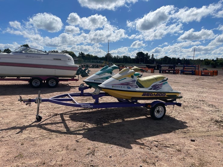 #1027-•-(2)-jet-skis-(with-registration-cards)-with-trailer-image-2