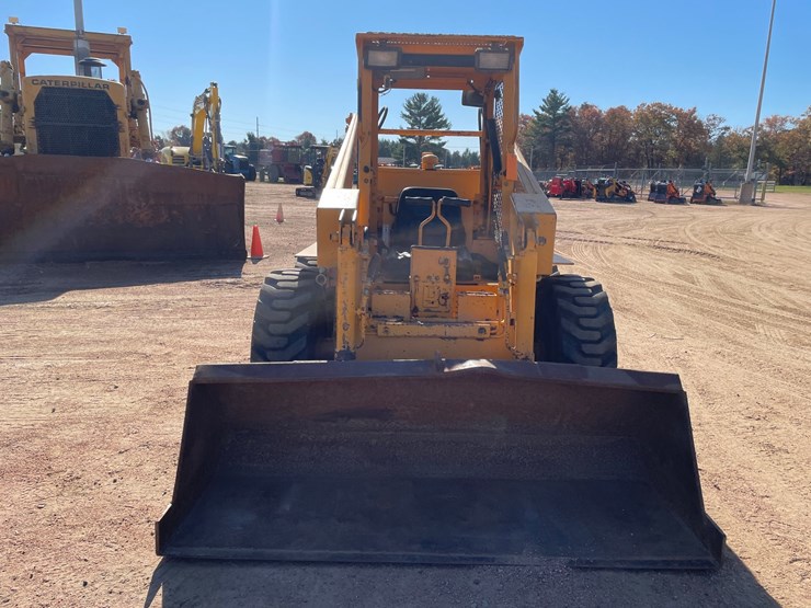 #1088-•-hydra-mac-1300-wheeled-skid-steer-image-2