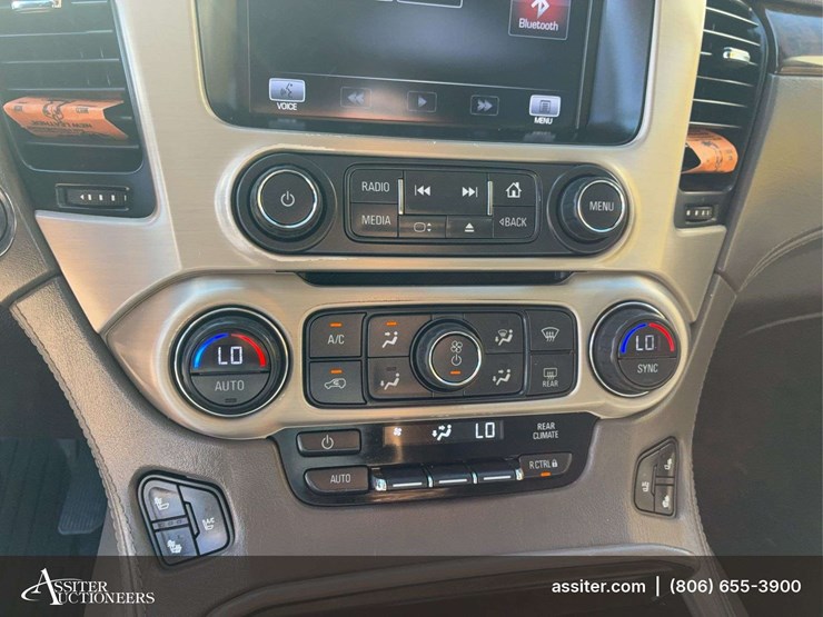 2015-gmc-yukon-denali-image-27