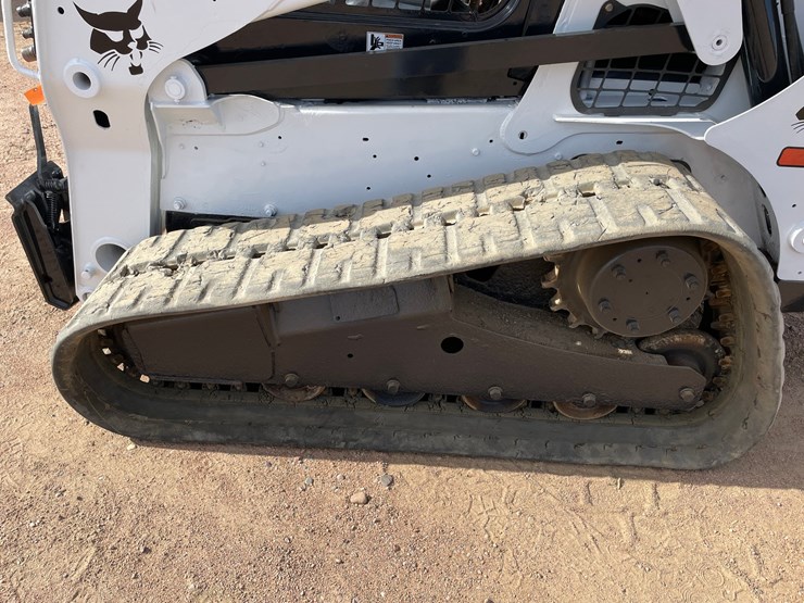 #1074-•-2014-bobcat-t650-tracked-skid-steer-image-27