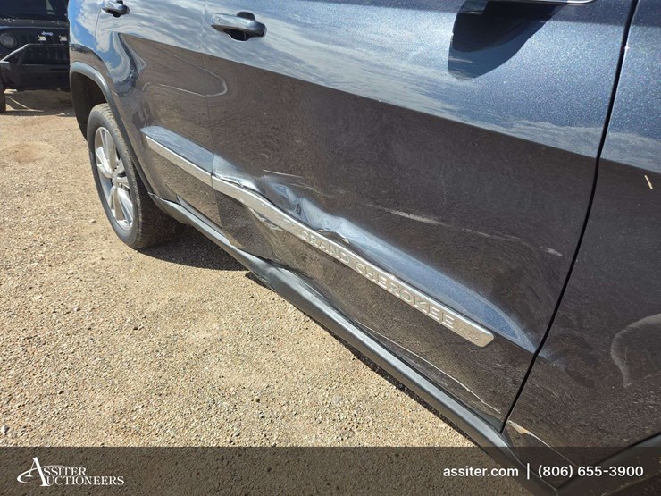 2013-jeep-grand-cherokee-laredo-image-5