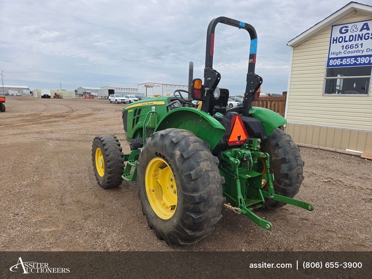 john-deere-5045e-image-4