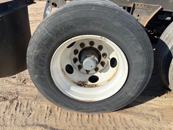 #6919-•-tandem-axle-trailer-slider-subframe-assembly-image-11