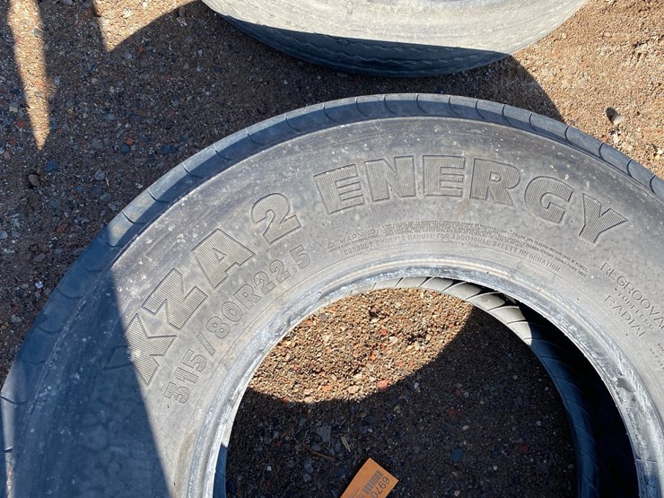 #6970-•-(1)-michelin-xza2-energy-315/80r22.5-commercial-tire-image-5