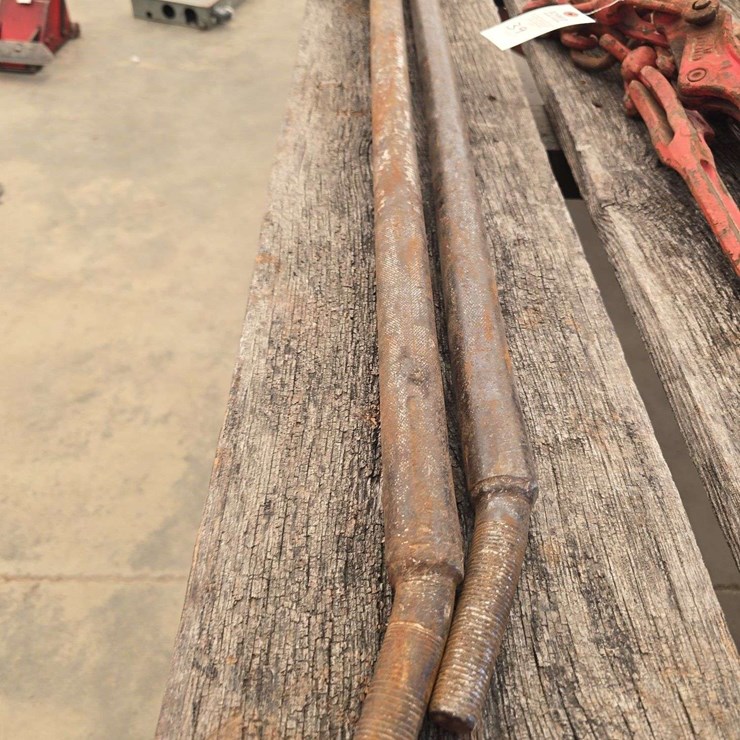 2 winch bars