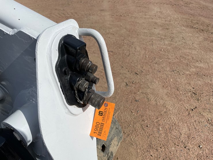 #1074-•-2014-bobcat-t650-tracked-skid-steer-image-19