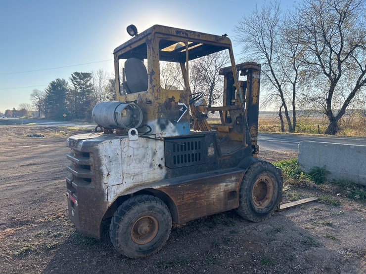 #6922-•-baker-fmf-060-industrial-forklift-image-4
