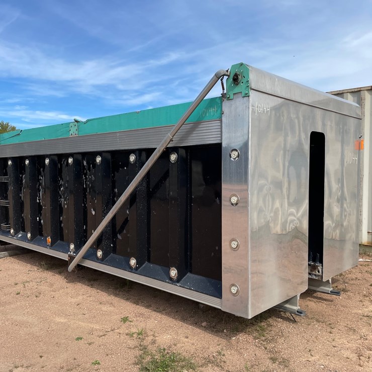 #3739 • Aluminum Dump Box