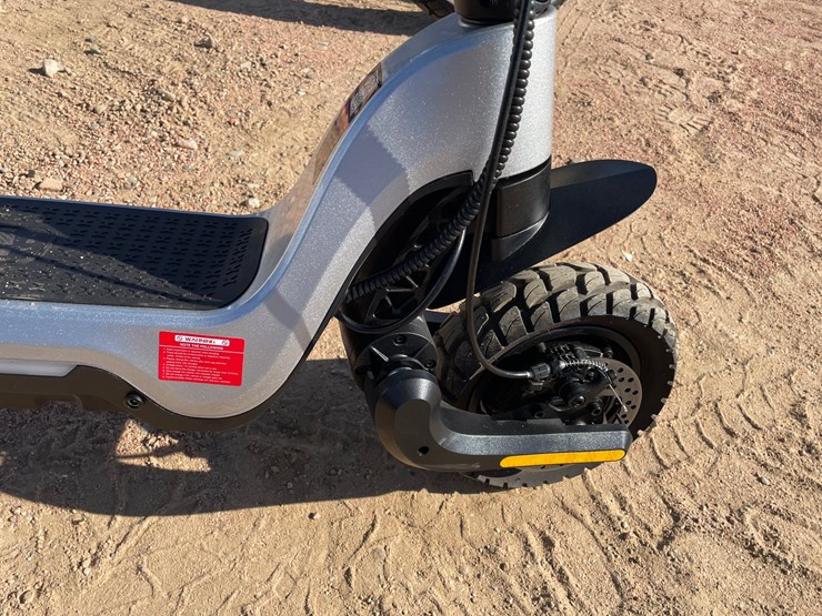 #1035-•-2025-mototec-fury-electric-scooter-image-8