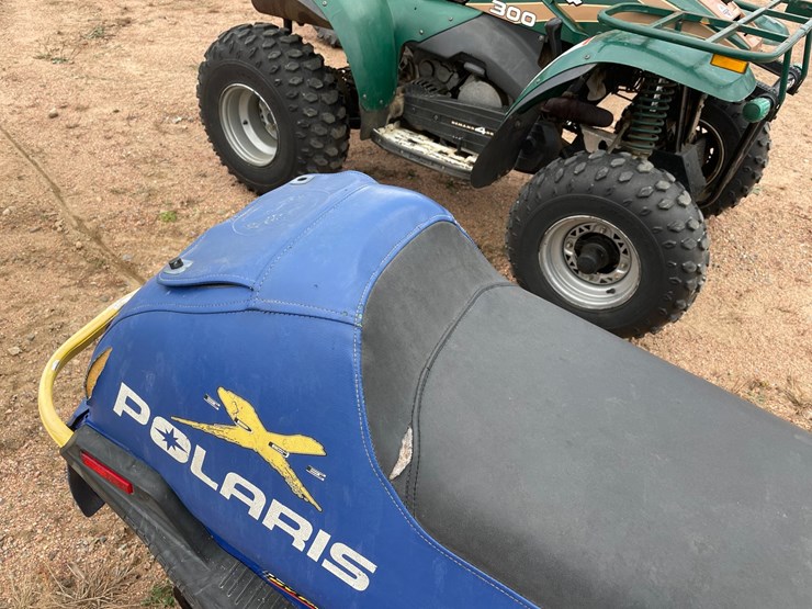 #1051-•-2002-polaris-edge-800-(no-reg.-card-sells-with-bill-of-sale-only)-image-15